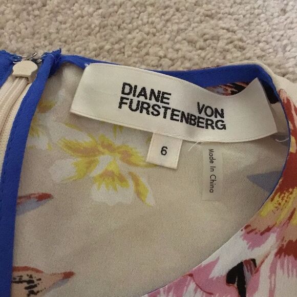 Diane Von Furstenberg 100% Silk Floral Draped Dress Tie Waist Belt Dress Size 6 - Picture 5 of 6